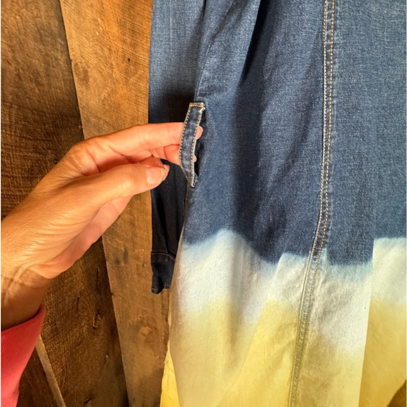 Shaft Made in Italy Annie Chambray Ombre Dress - size small - Picture 7 of 14